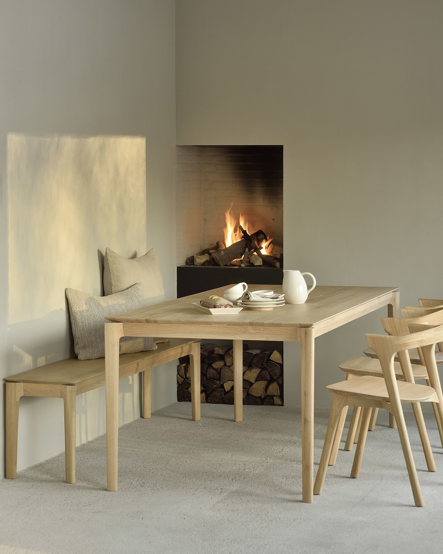 4Living Store -4Living Store Ethnicraft Bok chair and oak air table